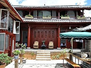 Free Cloud Guesthouse Ліцзян Екстер'єр фото